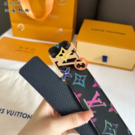 Louis Vuitton belt matching design uses high-quality electroplated hardware