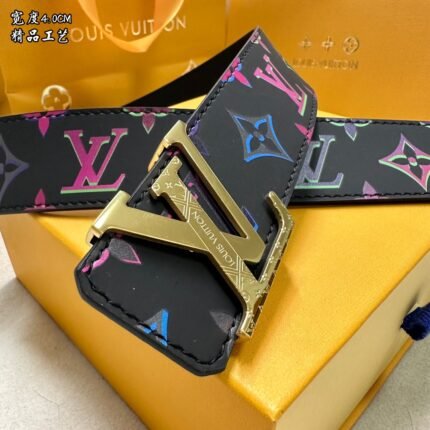 Louis Vuitton belt matching design uses high-quality electroplated hardware