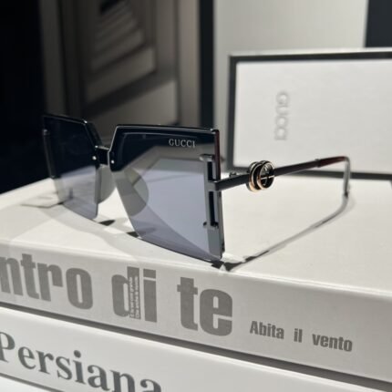 Gucci black and dark blue square half frame gradient metal glasses for women