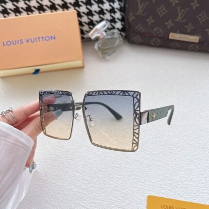 Louis Vuitton Blue Gradient Chain Border Box Sunglasses