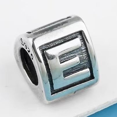 Pandora 26 letter E pendant jewelry accessories DIY simple and exquisite