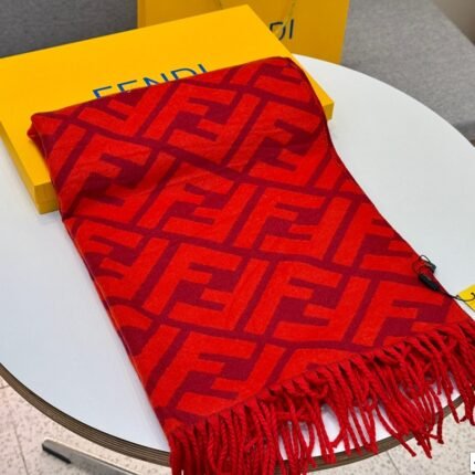 Fendi Fendi ???? scarf Hi! The cold winter has arrived, it's time to add a bright color to your outfit!