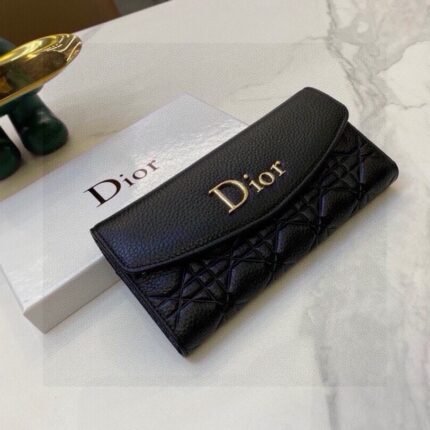 Ladies' wallet, all leather inside and outside, simple and versatile