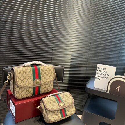 New camera bag, light luxury and exquisite, versatile and durable